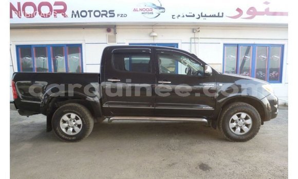 Acheter Import Voiture Toyota Hilux Noir à Import - Dubai, Conakry Acheter Import Voiture Toyota Hilux Noir à Import - Dubai, Conakry