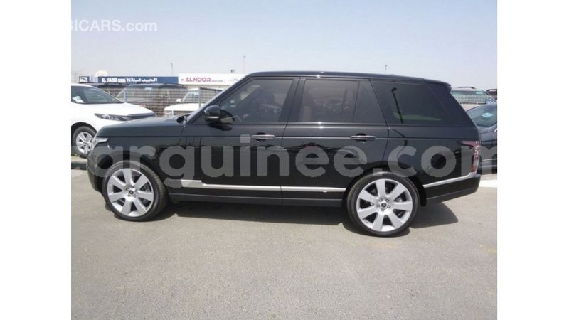 Big with watermark land rover range rover conakry import dubai 4714