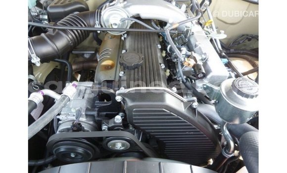 Buy Import Toyota Land Cruiser Beige Car in Import - Dubai in Conakry Buy Import Toyota Land Cruiser Beige Car in Import - Dubai in Conakry