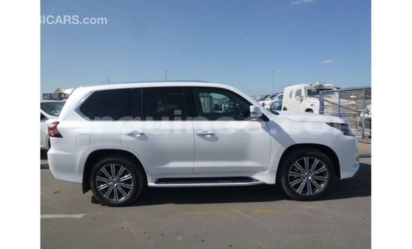 Buy Import Lexus LX White Car in Import - Dubai in Conakry Buy Import Lexus LX White Car in Import - Dubai in Conakry