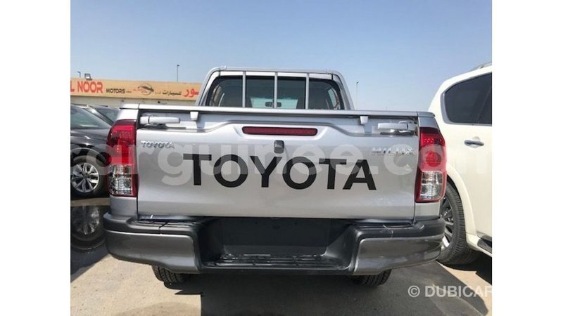 Big with watermark toyota hilux conakry import dubai 4738