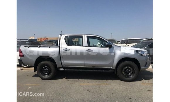 Buy Import Toyota Hilux Other Car in Import - Dubai in Conakry Buy Import Toyota Hilux Other Car in Import - Dubai in Conakry