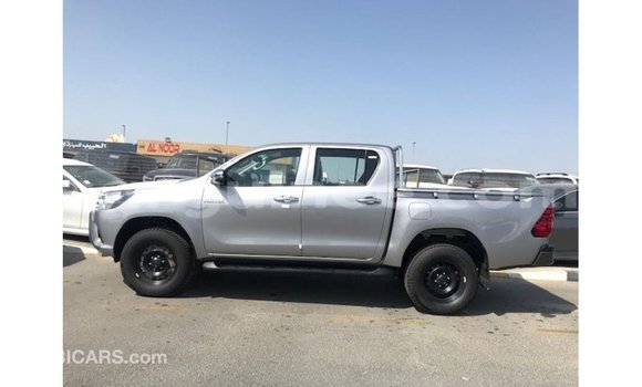Buy Import Toyota Hilux Other Car in Import - Dubai in Conakry Buy Import Toyota Hilux Other Car in Import - Dubai in Conakry
