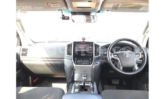 Buy Import Toyota Land Cruiser Other Car in Import - Dubai in Conakry Buy Import Toyota Land Cruiser Other Car in Import - Dubai in Conakry