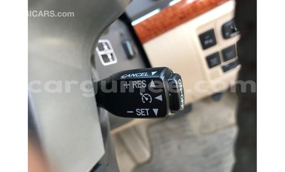 Buy Import Toyota Land Cruiser White Car in Import - Dubai in Conakry Buy Import Toyota Land Cruiser White Car in Import - Dubai in Conakry