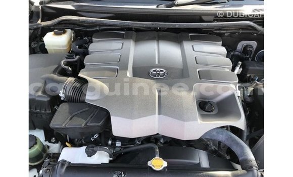 Buy Import Toyota Land Cruiser White Car in Import - Dubai in Conakry Buy Import Toyota Land Cruiser White Car in Import - Dubai in Conakry