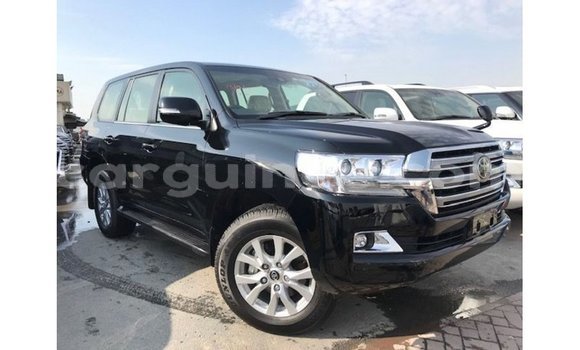 Buy Import Toyota Land Cruiser Black Car in Import - Dubai in Conakry Buy Import Toyota Land Cruiser Black Car in Import - Dubai in Conakry