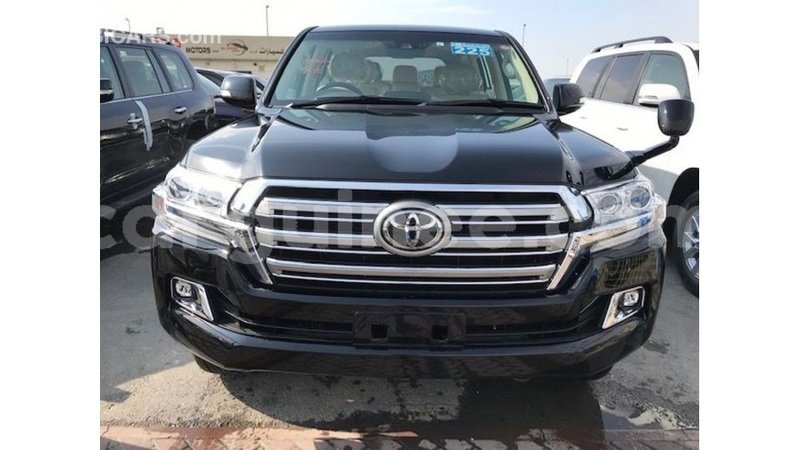 Big with watermark toyota land cruiser conakry import dubai 4741