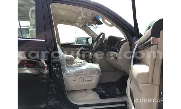 Buy Import Toyota Land Cruiser Black Car in Import - Dubai in Conakry Buy Import Toyota Land Cruiser Black Car in Import - Dubai in Conakry