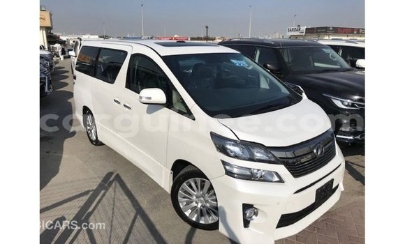 Buy Import Toyota Vellfire White Car in Import - Dubai in Conakry Buy Import Toyota Vellfire White Car in Import - Dubai in Conakry