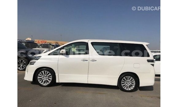 Buy Import Toyota Vellfire White Car in Import - Dubai in Conakry Buy Import Toyota Vellfire White Car in Import - Dubai in Conakry