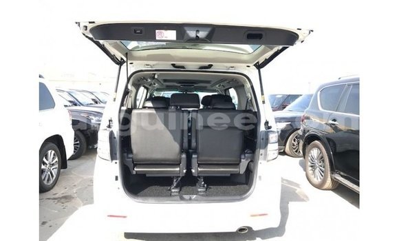 Buy Import Toyota Vellfire White Car in Import - Dubai in Conakry Buy Import Toyota Vellfire White Car in Import - Dubai in Conakry