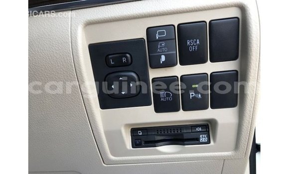 Buy Import Toyota Land Cruiser White Car in Import - Dubai in Conakry Buy Import Toyota Land Cruiser White Car in Import - Dubai in Conakry