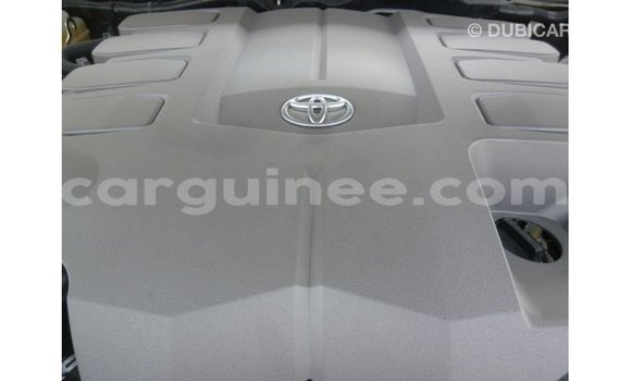 Buy Import Toyota Land Cruiser White Car in Import - Dubai in Conakry Buy Import Toyota Land Cruiser White Car in Import - Dubai in Conakry