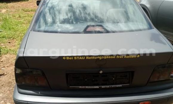 Acheter Occasion Voiture BMW 3–Series Noir à Conakry, Conakry Acheter Occasion Voiture BMW 3–Series Noir à Conakry, Conakry