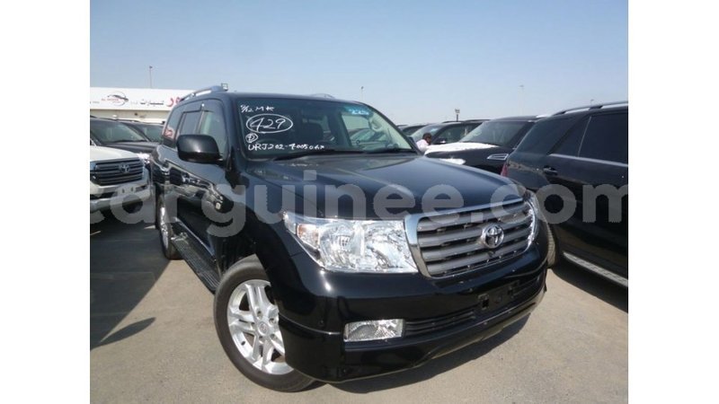 Big with watermark toyota land cruiser conakry import dubai 4749