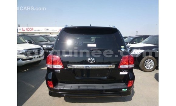 Buy Import Toyota Land Cruiser Black Car in Import - Dubai in Conakry Buy Import Toyota Land Cruiser Black Car in Import - Dubai in Conakry