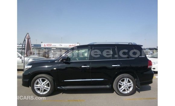 Buy Import Toyota Land Cruiser Black Car in Import - Dubai in Conakry Buy Import Toyota Land Cruiser Black Car in Import - Dubai in Conakry