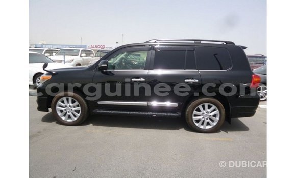 Acheter Import Voiture Toyota Land Cruiser Noir à Import - Dubai, Conakry Acheter Import Voiture Toyota Land Cruiser Noir à Import - Dubai, Conakry