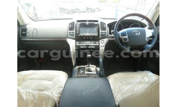 Buy Import Toyota Land Cruiser Other Car in Import - Dubai in Conakry Buy Import Toyota Land Cruiser Other Car in Import - Dubai in Conakry