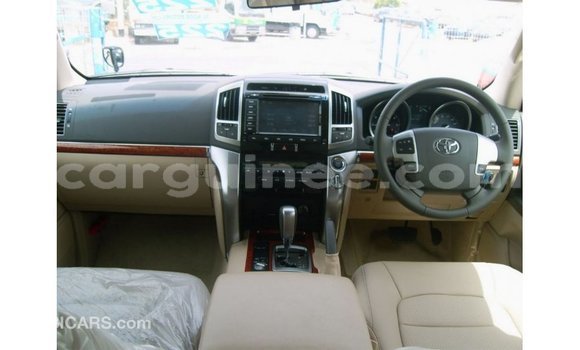 Buy Import Toyota Land Cruiser Black Car in Import - Dubai in Conakry Buy Import Toyota Land Cruiser Black Car in Import - Dubai in Conakry