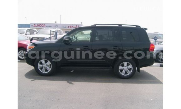 Buy Import Toyota Land Cruiser Black Car in Import - Dubai in Conakry Buy Import Toyota Land Cruiser Black Car in Import - Dubai in Conakry