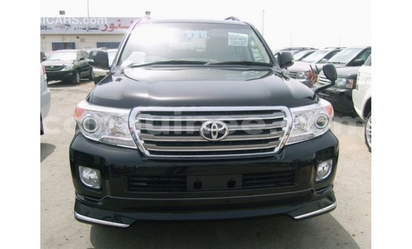 Buy Import Toyota Land Cruiser Black Car in Import - Dubai in Conakry Buy Import Toyota Land Cruiser Black Car in Import - Dubai in Conakry