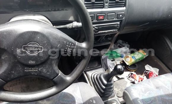 Buy Used Nissan Almera Green Car in Conakry in Conakry Buy Used Nissan Almera Green Car in Conakry in Conakry