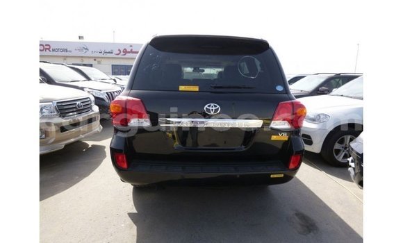 Buy Import Toyota Land Cruiser Black Car in Import - Dubai in Conakry Buy Import Toyota Land Cruiser Black Car in Import - Dubai in Conakry