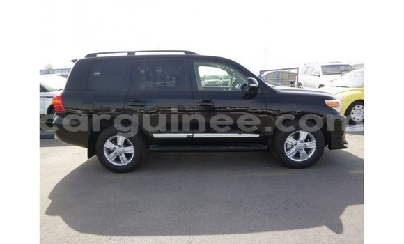 Buy Import Toyota Land Cruiser Black Car in Import - Dubai in Conakry Buy Import Toyota Land Cruiser Black Car in Import - Dubai in Conakry