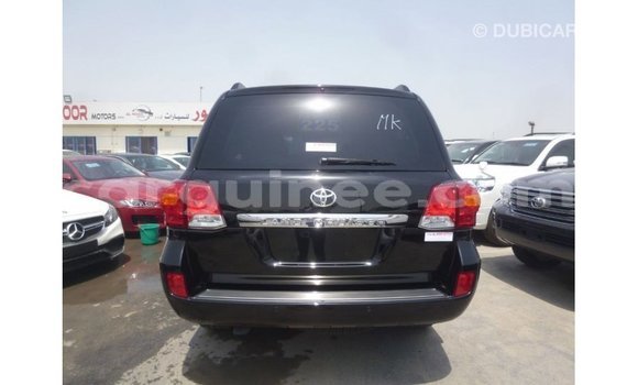 Buy Import Toyota Land Cruiser Black Car in Import - Dubai in Conakry Buy Import Toyota Land Cruiser Black Car in Import - Dubai in Conakry