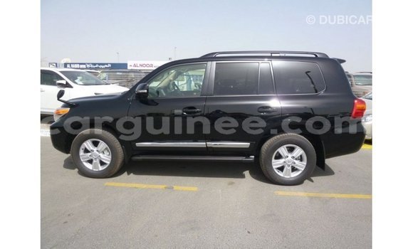 Acheter Import Voiture Toyota Land Cruiser Noir à Import - Dubai, Conakry Acheter Import Voiture Toyota Land Cruiser Noir à Import - Dubai, Conakry