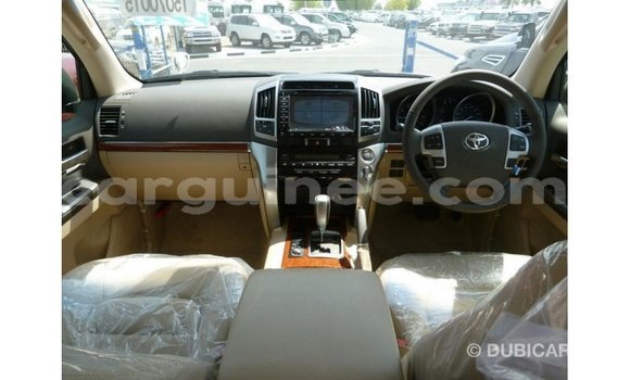 Buy Import Toyota Land Cruiser White Car in Import - Dubai in Conakry Buy Import Toyota Land Cruiser White Car in Import - Dubai in Conakry