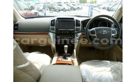Buy Import Toyota Land Cruiser Black Car in Import - Dubai in Conakry Buy Import Toyota Land Cruiser Black Car in Import - Dubai in Conakry