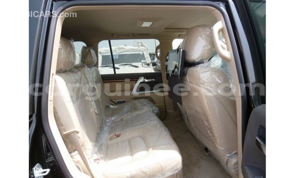 Buy Import Toyota Land Cruiser Black Car in Import - Dubai in Conakry Buy Import Toyota Land Cruiser Black Car in Import - Dubai in Conakry