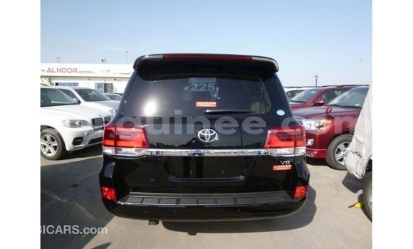 Acheter Import Voiture Toyota Land Cruiser Noir à Import - Dubai, Conakry Acheter Import Voiture Toyota Land Cruiser Noir à Import - Dubai, Conakry