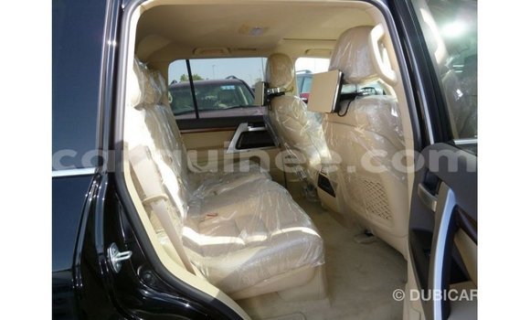 Acheter Import Voiture Toyota Land Cruiser Noir à Import - Dubai, Conakry Acheter Import Voiture Toyota Land Cruiser Noir à Import - Dubai, Conakry