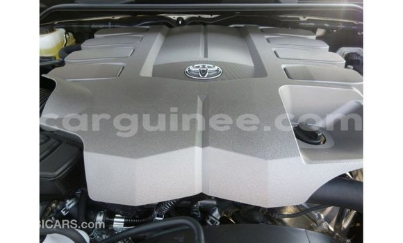 Buy Import Toyota Land Cruiser White Car in Import - Dubai in Conakry Buy Import Toyota Land Cruiser White Car in Import - Dubai in Conakry
