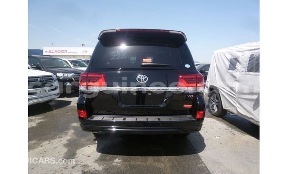 Buy Import Toyota Land Cruiser Black Car in Import - Dubai in Conakry Buy Import Toyota Land Cruiser Black Car in Import - Dubai in Conakry