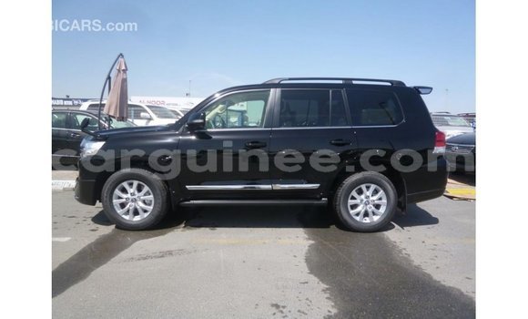 Buy Import Toyota Land Cruiser Black Car in Import - Dubai in Conakry Buy Import Toyota Land Cruiser Black Car in Import - Dubai in Conakry