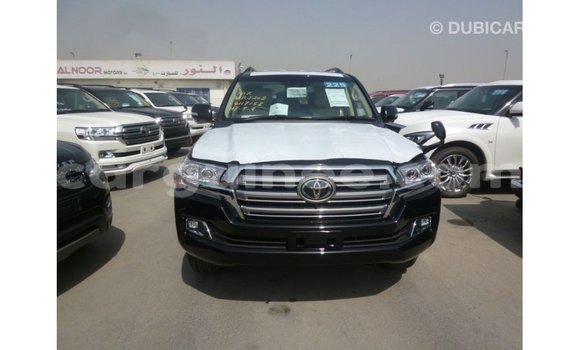 Buy Import Toyota Land Cruiser Black Car in Import - Dubai in Conakry Buy Import Toyota Land Cruiser Black Car in Import - Dubai in Conakry