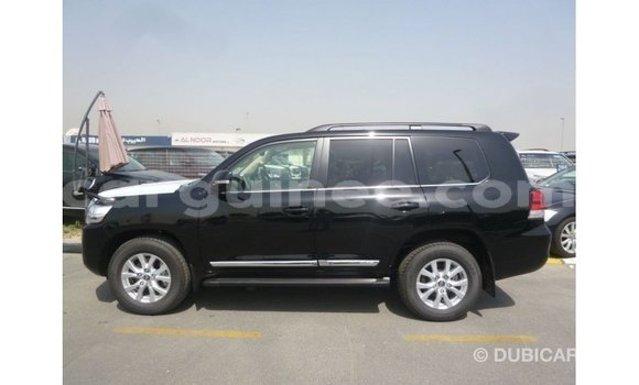 Buy Import Toyota Land Cruiser Black Car in Import - Dubai in Conakry Buy Import Toyota Land Cruiser Black Car in Import - Dubai in Conakry