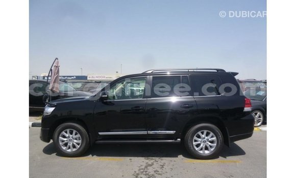 Buy Import Toyota Land Cruiser Black Car in Import - Dubai in Conakry Buy Import Toyota Land Cruiser Black Car in Import - Dubai in Conakry