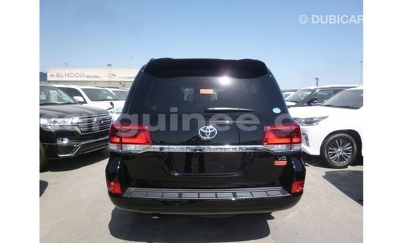Buy Import Toyota Land Cruiser Black Car in Import - Dubai in Conakry Buy Import Toyota Land Cruiser Black Car in Import - Dubai in Conakry