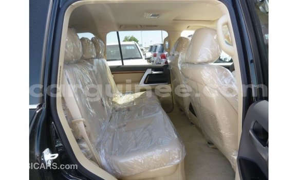 Buy Import Toyota Land Cruiser Black Car in Import - Dubai in Conakry Buy Import Toyota Land Cruiser Black Car in Import - Dubai in Conakry