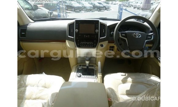 Buy Import Toyota Land Cruiser Black Car in Import - Dubai in Conakry Buy Import Toyota Land Cruiser Black Car in Import - Dubai in Conakry