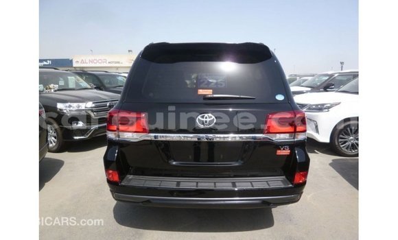 Buy Import Toyota Land Cruiser Black Car in Import - Dubai in Conakry Buy Import Toyota Land Cruiser Black Car in Import - Dubai in Conakry