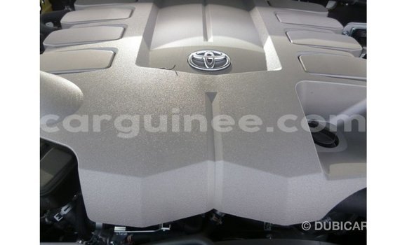 Buy Import Toyota Land Cruiser White Car in Import - Dubai in Conakry Buy Import Toyota Land Cruiser White Car in Import - Dubai in Conakry