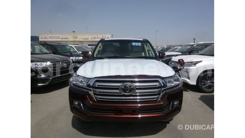 Big with watermark toyota land cruiser conakry import dubai 4783