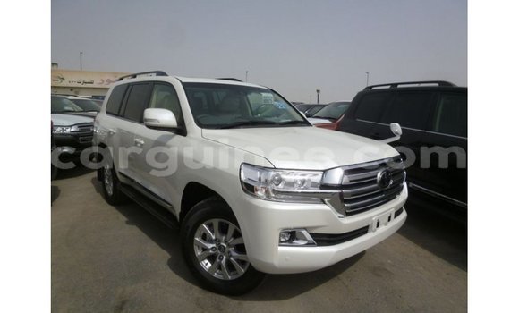 Buy Import Toyota Land Cruiser White Car in Import - Dubai in Conakry Buy Import Toyota Land Cruiser White Car in Import - Dubai in Conakry